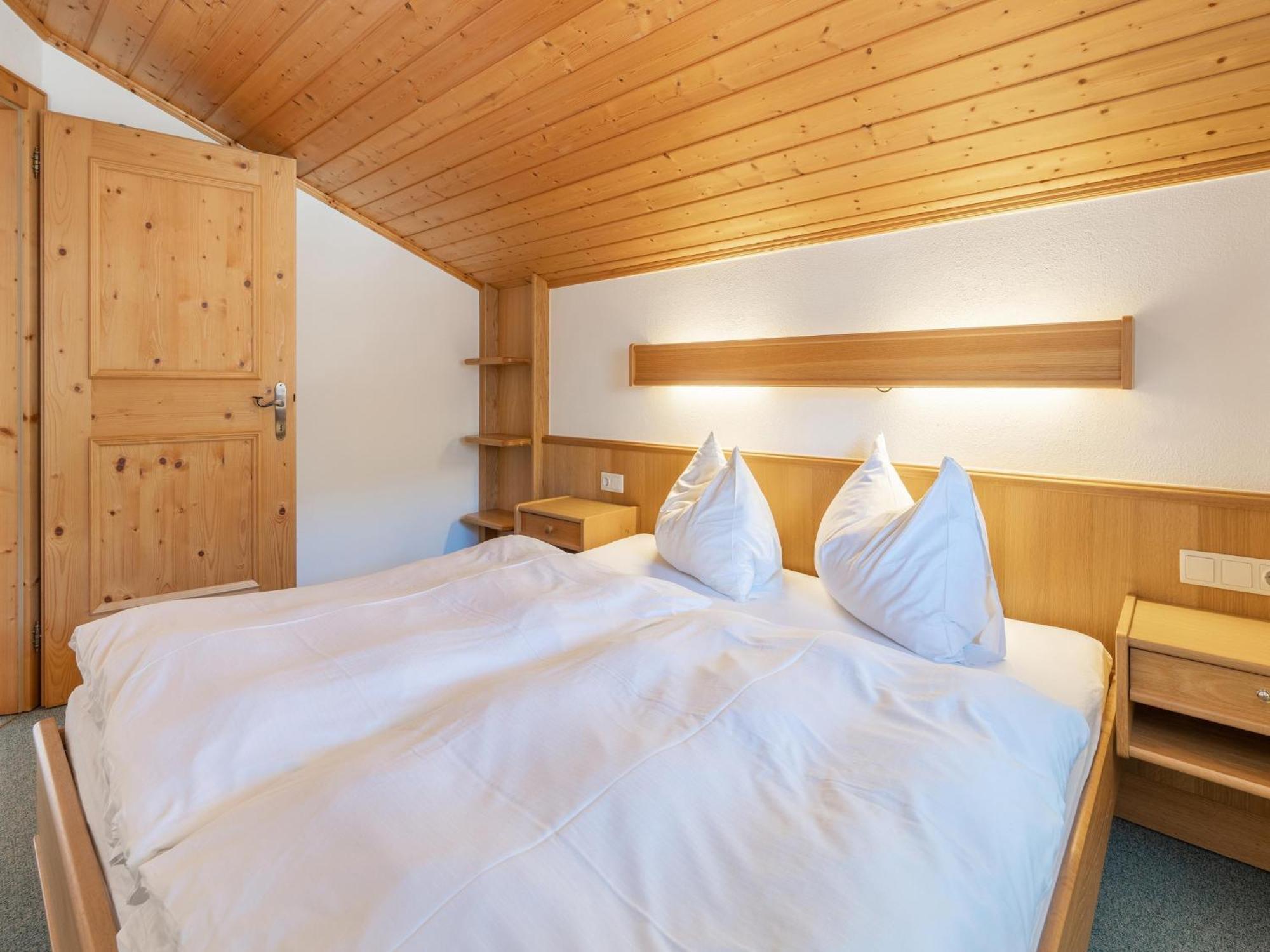 Beautiful Apartment In Mittersill With Balcony Eksteriør billede
