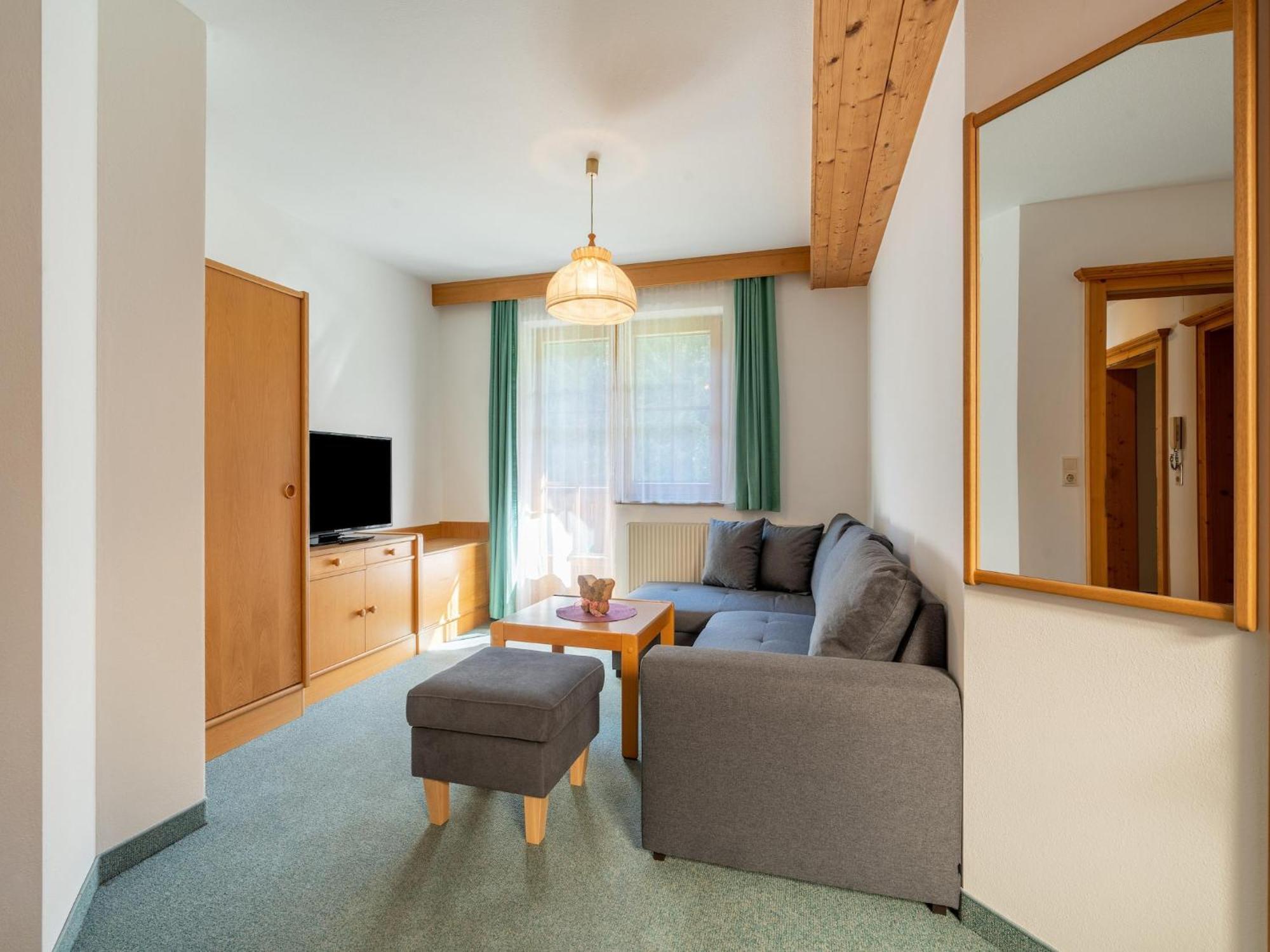 Beautiful Apartment In Mittersill With Balcony Eksteriør billede