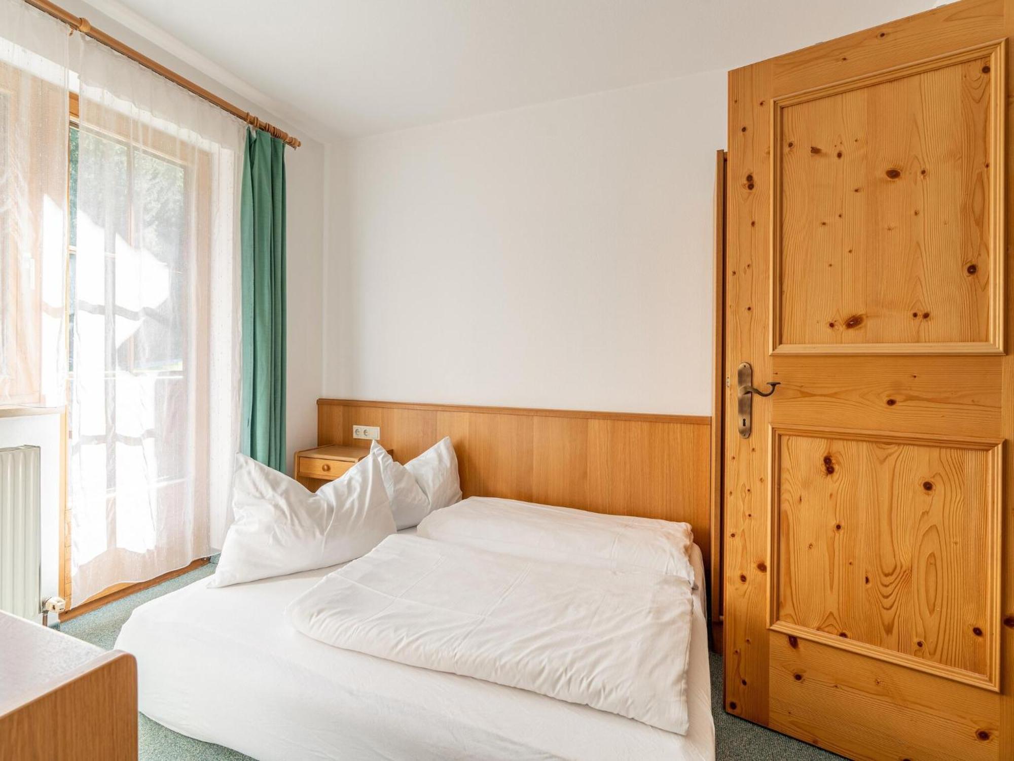 Beautiful Apartment In Mittersill With Balcony Eksteriør billede